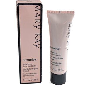 Mary Kay Timewise Matte Wear Liquid Foundation Beige 4 New with Box 1 oz